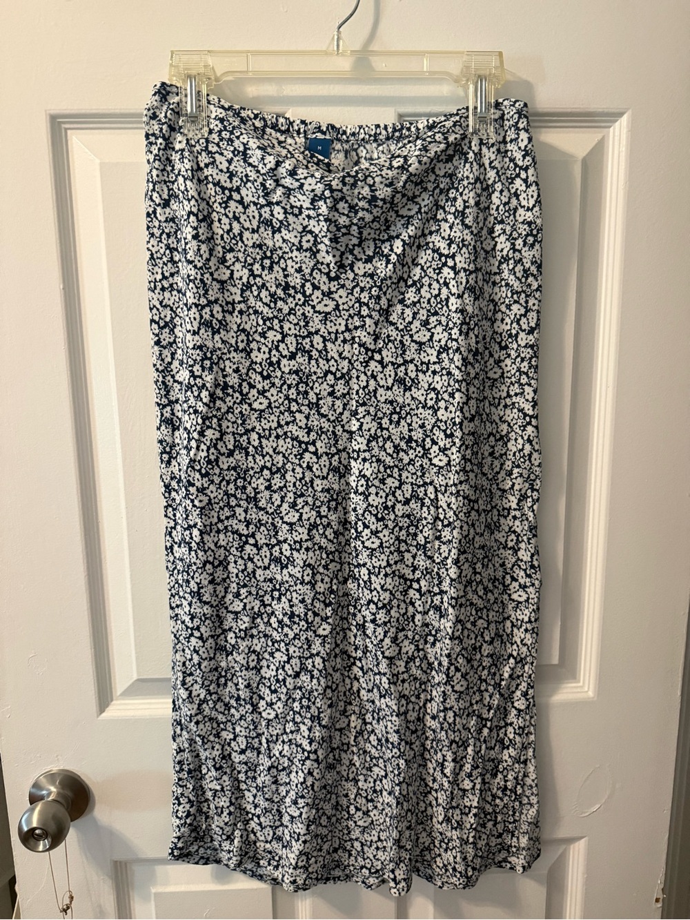 Old Navy Navy and White Floral Midi Skirt